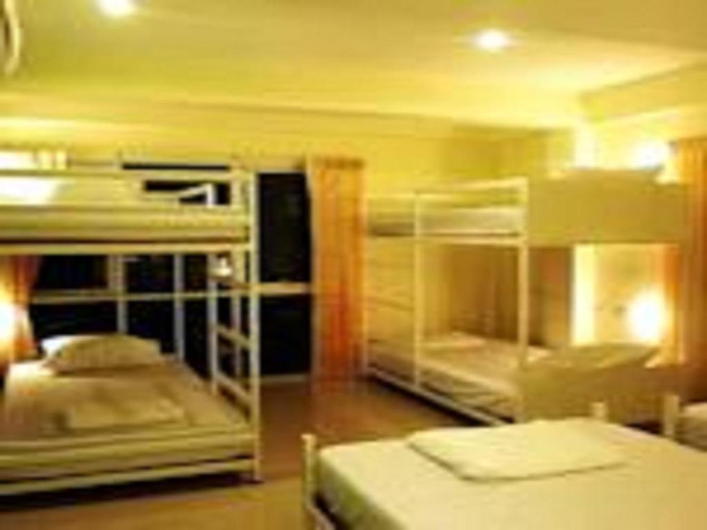 The City At Fifty Bangkok Room photo